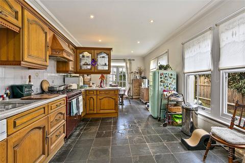 5 bedroom terraced house for sale, Pagoda Avenue, Kew, Surrey, TW9