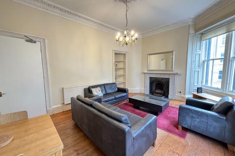 3 bedroom flat to rent, Bruntsfield Place, Bruntsfield, Edinburgh, EH10