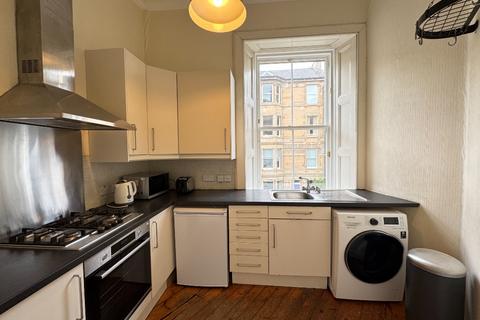 3 bedroom flat to rent, Bruntsfield Place, Bruntsfield, Edinburgh, EH10