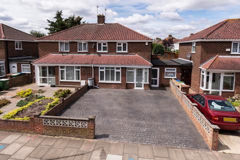 29 The Pantiles, Bexleyheath, DA7 5HQ