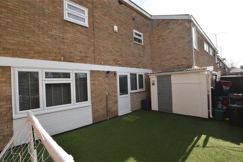 63 Ballards Walk, Basildon, SS15 5HL