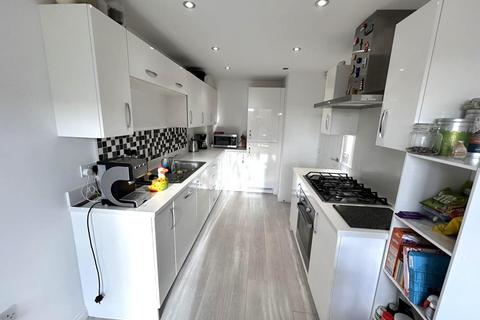 4 bedroom detached house to rent, Morley Carr Drive, Yarm TS15 9FE