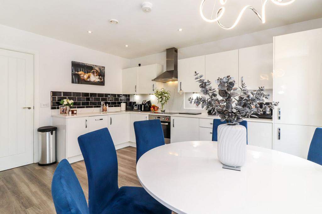 Dining to kitchen view