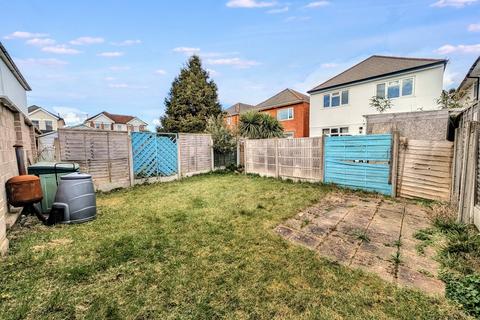 2 bedroom flat for sale, Charminster