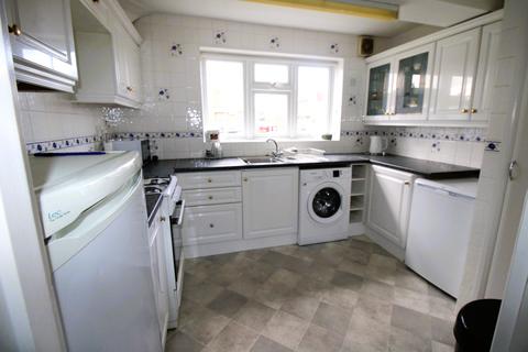 8 Tadlows Close, Upminster, RM14 2BD