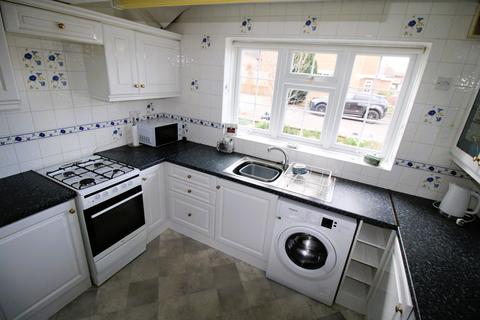 8 Tadlows Close, Upminster, RM14 2BD