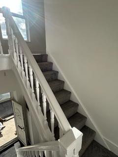 2 bedroom flat to rent, Rock Terrace, Washington