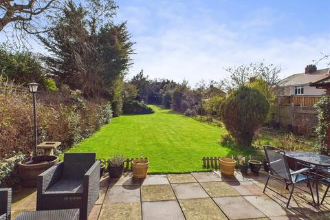 4 bedroom house for sale, Moore Avenue, South Shields