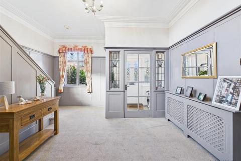 4 bedroom house for sale, Moore Avenue, South Shields