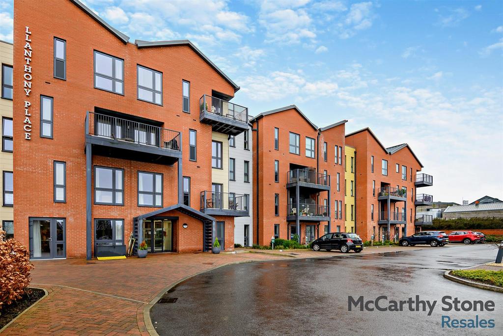 Llanthony Place