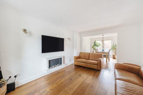 5 Crisp Gardens, Binfield, Bracknell, RG42 4PQ