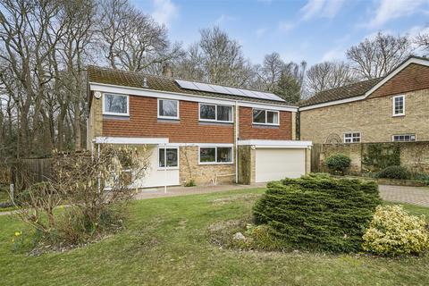 5 bedroom detached house for sale, The Gallops, Vigo, Gravesend