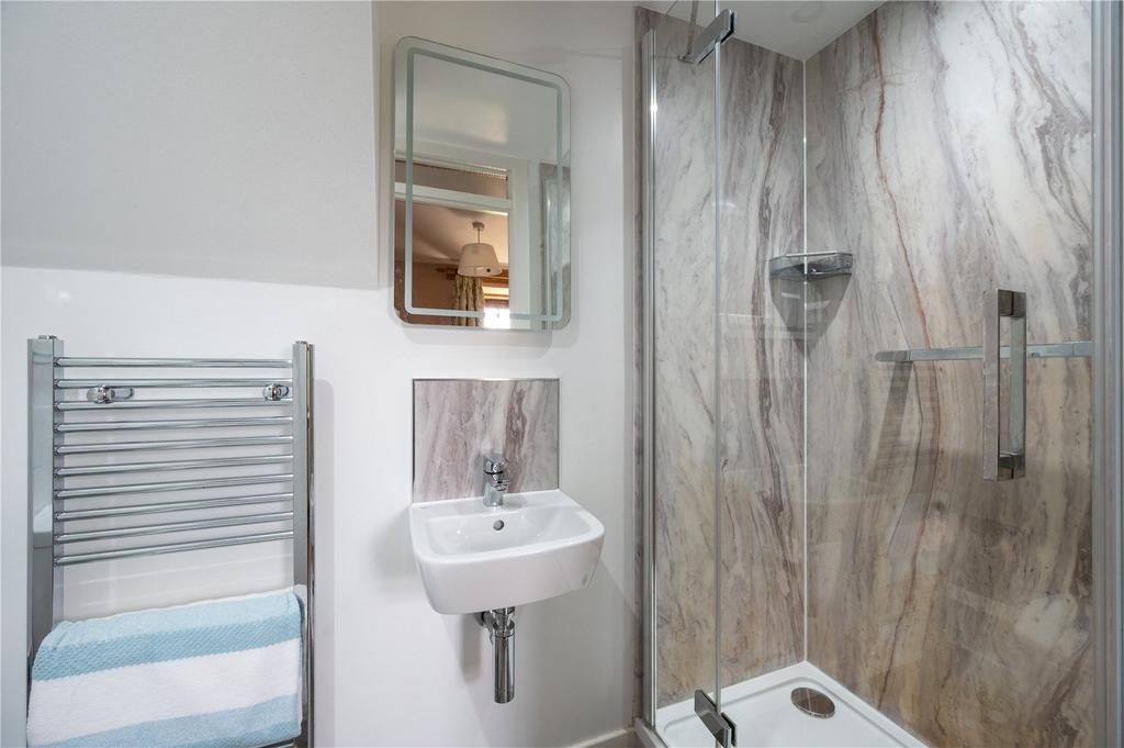 Ensuite