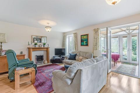 3 bedroom detached house for sale, Mansfield Road, Burley in Wharfedale, Ilkley, West Yorkshire, LS29