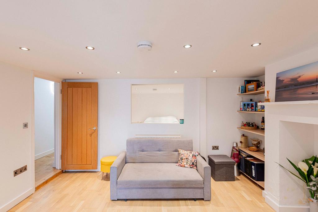 Annex Living Room (2)