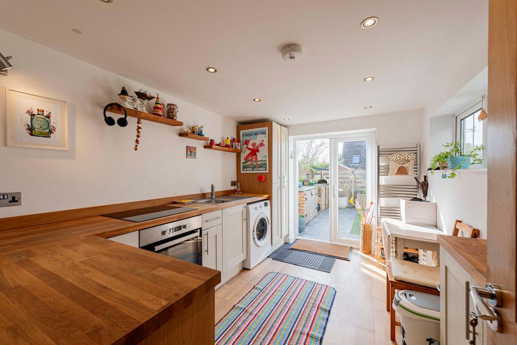 Annex Kitchen (1)