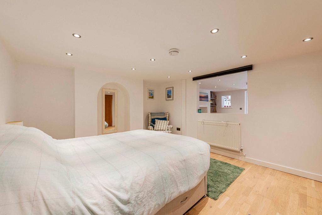 Annex Bedroom (2)