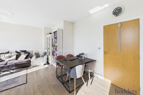 2 bedroom apartment for sale, Hawker Drive, Addlestone, Surrey, KT15