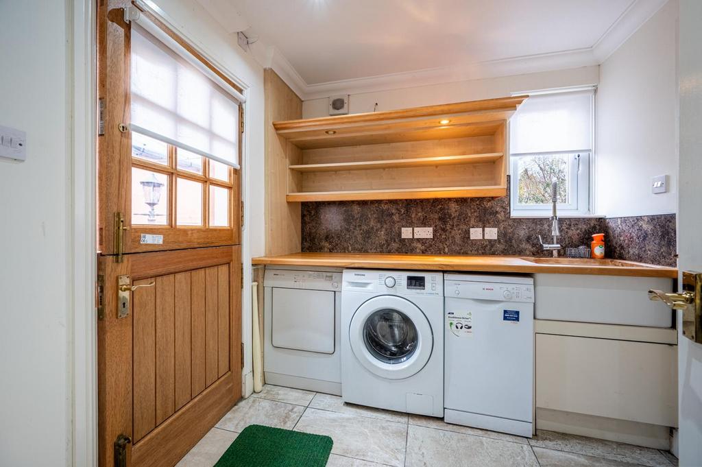 Utility Room.jpg