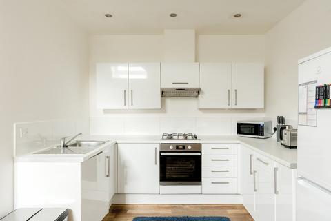 2 bedroom flat for sale, Bristol BS7