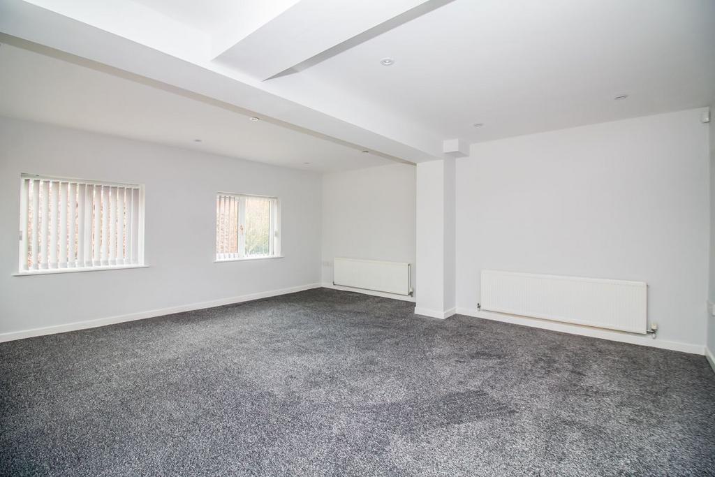Third Reception/Bedroom 5
