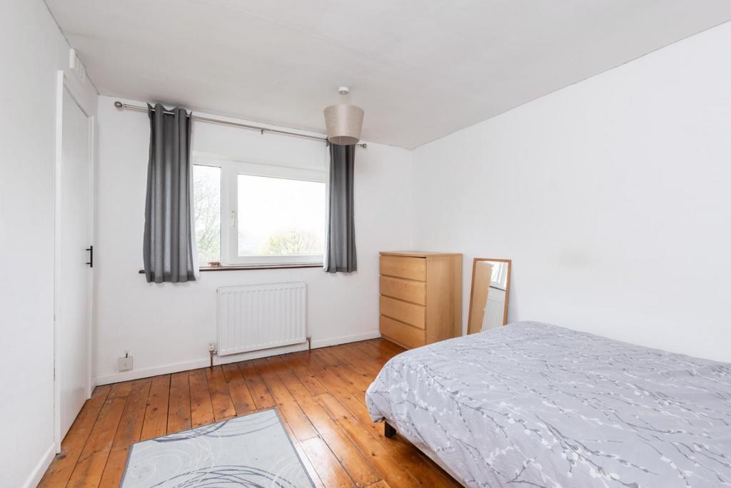 2 Eleanor Close Bath, BA2 1 QL-7.jpg