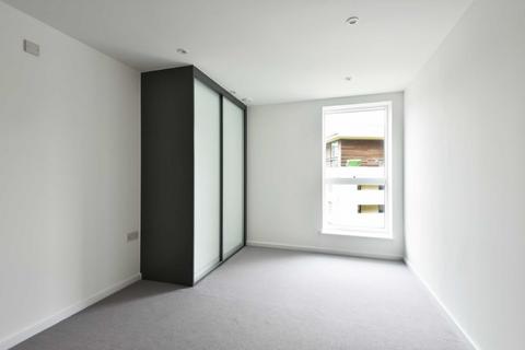 2 bedroom flat to rent, Embankment House, Fleet Street, Brighton, BN1
