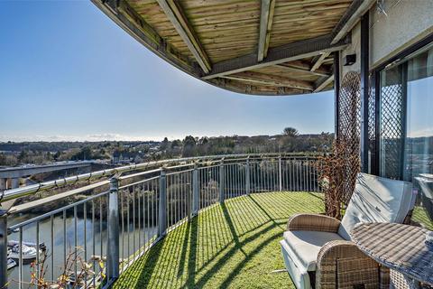 3 bedroom apartment for sale, Victoria Wharf, Watkiss Way, Cardiff, CF11