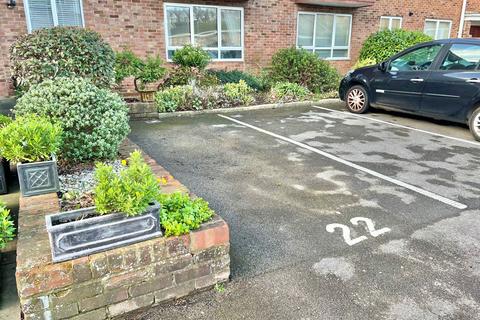 Parking to rent, North Drive, Brighton BN2