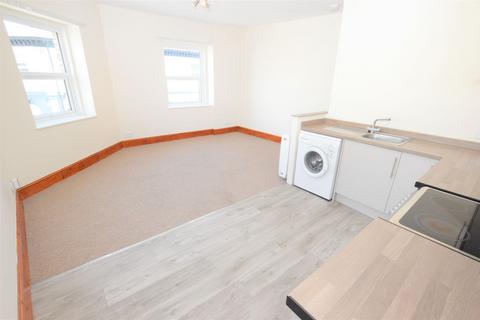 1 bedroom apartment to rent, St. Marychurch Road, Torquay, TQ1