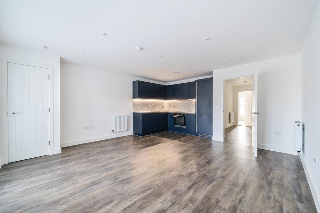 Kitchen/ Living Area