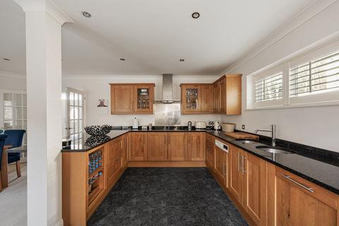 Oak Tree Cottage Goldings Hill, Loughton, IG10 2RY