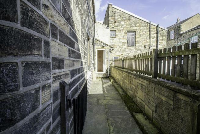 Rear shot Highfield lane.jpeg