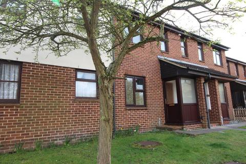 1 bedroom apartment to rent, Marlborough Way, CM12