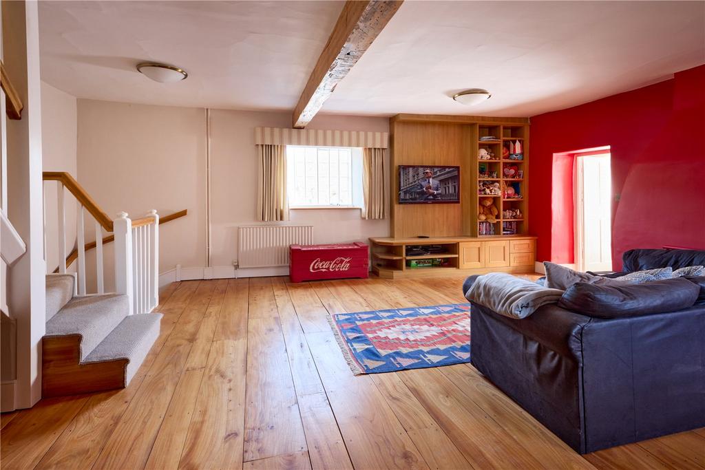 Sitting/Games Room