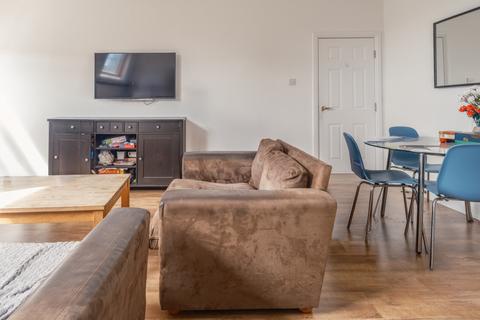 3 bedroom apartment to rent, The Gatehouse, Newcastle Upon Tyne NE1