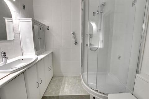 1 bedroom retirement property for sale, Merryfield Court, Seaford