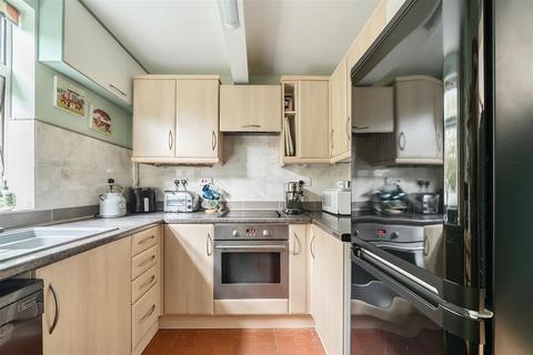29 Tanycoed, Burry Port, SA16 0SU