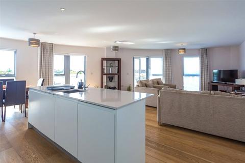 2 bedroom apartment for sale, Glenalmond Avenue, Cambridge
