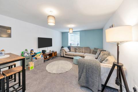 2 bedroom apartment for sale, Green Drift, Royston SG8