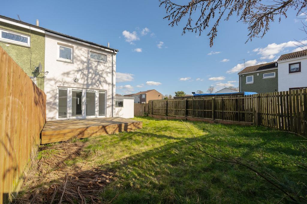 Rear View / Garden