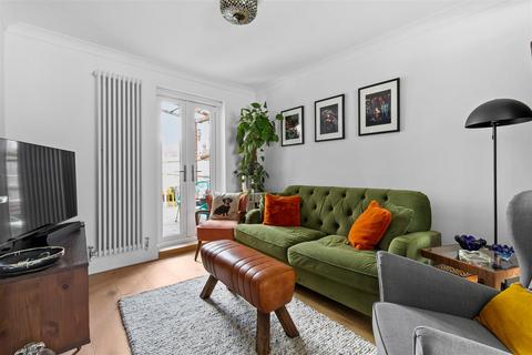 36 Carmichael Road, London, SE25 5LT