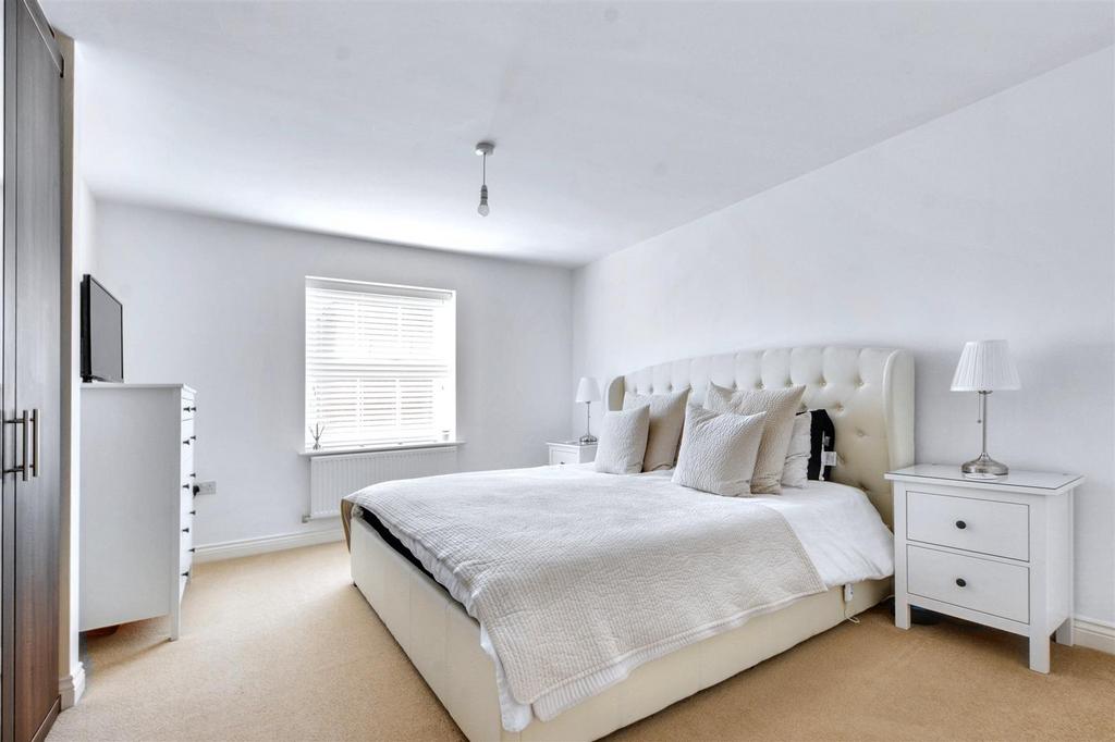 Bedroom One.jpeg