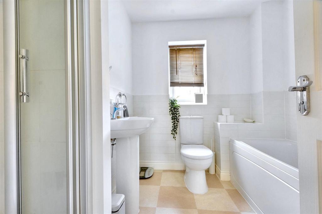 Bathroom.jpeg