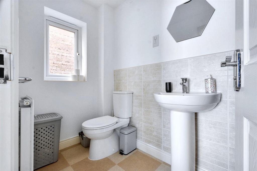 Ensuite.jpeg