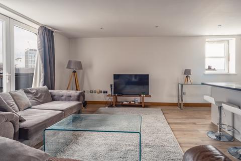 2 bedroom apartment to rent, Murton House, Newcastle Upon Tyne NE1