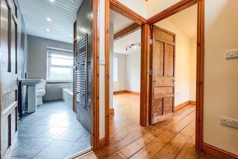 undefined, Woodhead Road, Holmfirth HD9