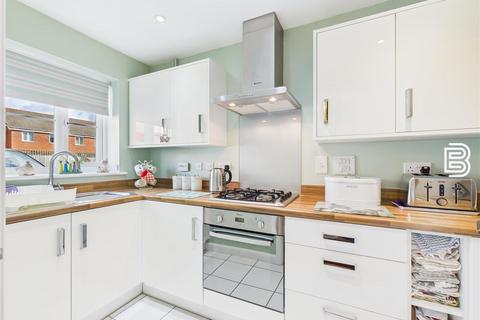 4 Aspen Close, Rugby, CV21 1SQ