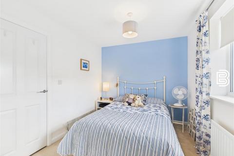 4 Aspen Close, Rugby, CV21 1SQ