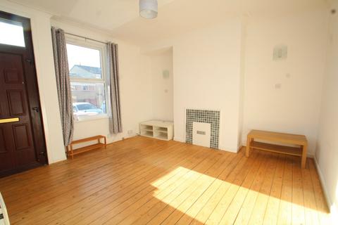 2 bedroom terraced house to rent, Union Terrace, Leeds, West Yorkshire, LS7